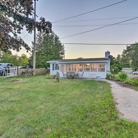 East Tawas Cabin With Lake Huron Access And Views Bagian luar foto